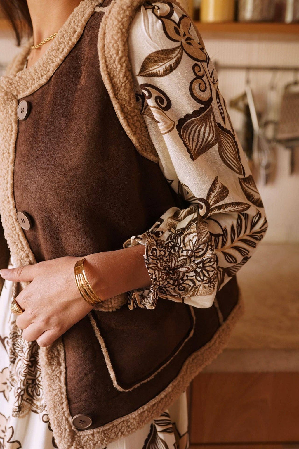 Spencer brown vest – view 3