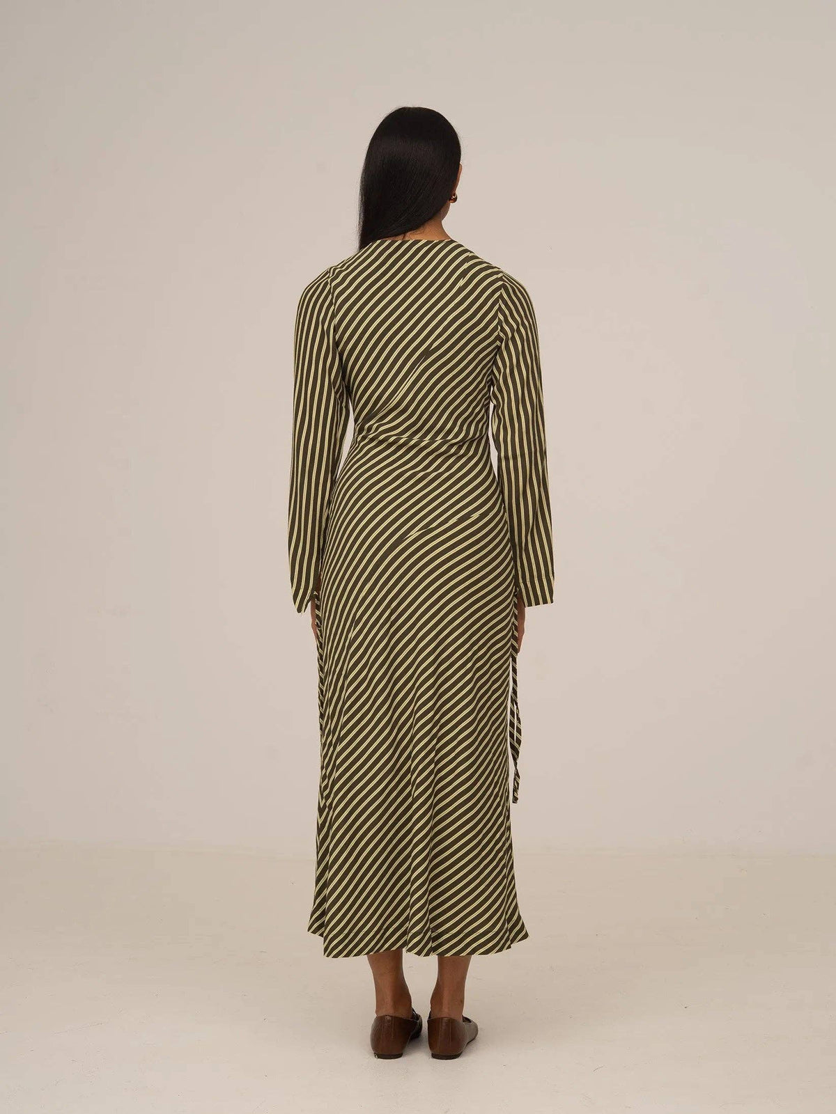 DRESS MIA