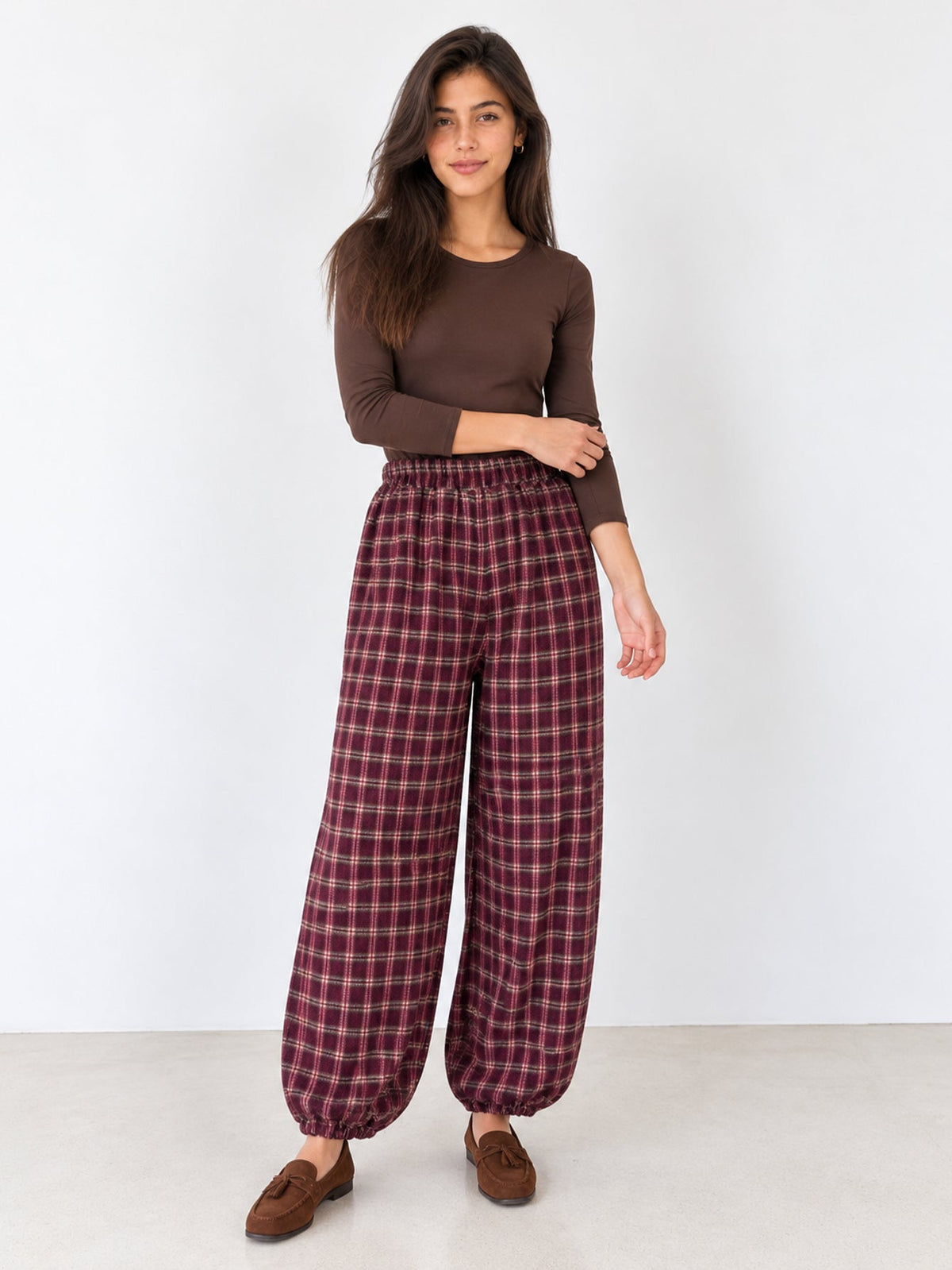 Amélie burgundy check balloon pants