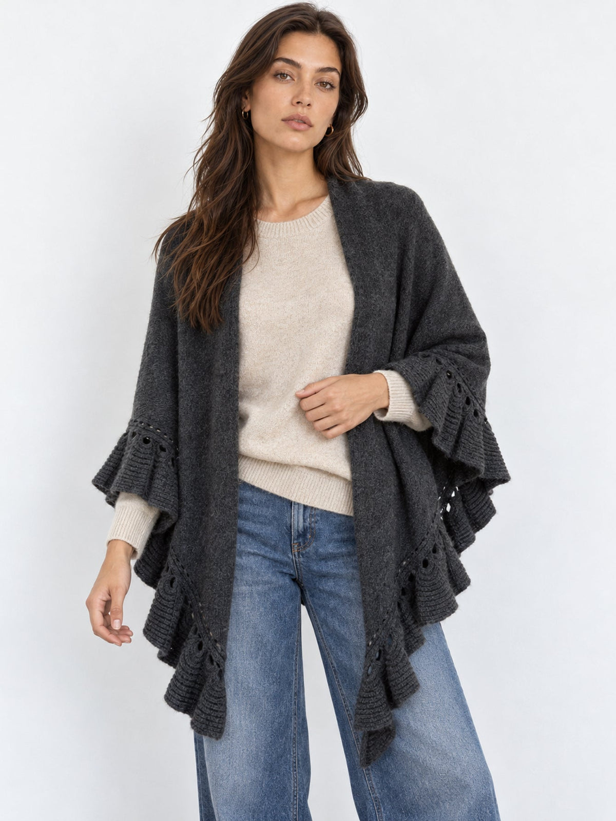 Alma grey knit scarf with ruffles